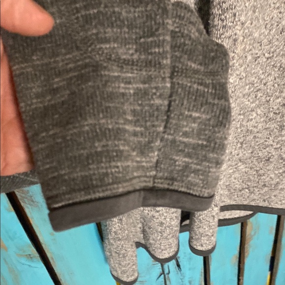 Patagonia Two tone gray heather Quarter-Zip Pullover better sweater size large - Picture 5 of 6